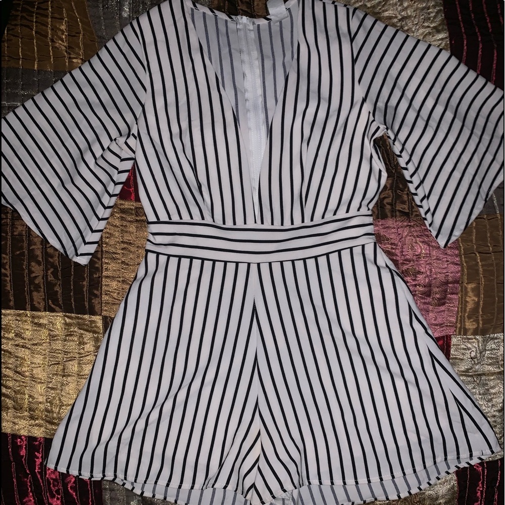 Windsor Romper Size M in Women. Only Used Once.